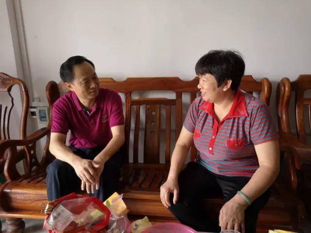 崇敬勞模，關愛走訪暖人心