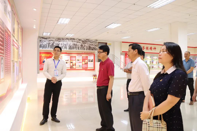 市直機關(guān)工委領(lǐng)導(dǎo)到市總工會調(diào)研指導(dǎo)黨建工作