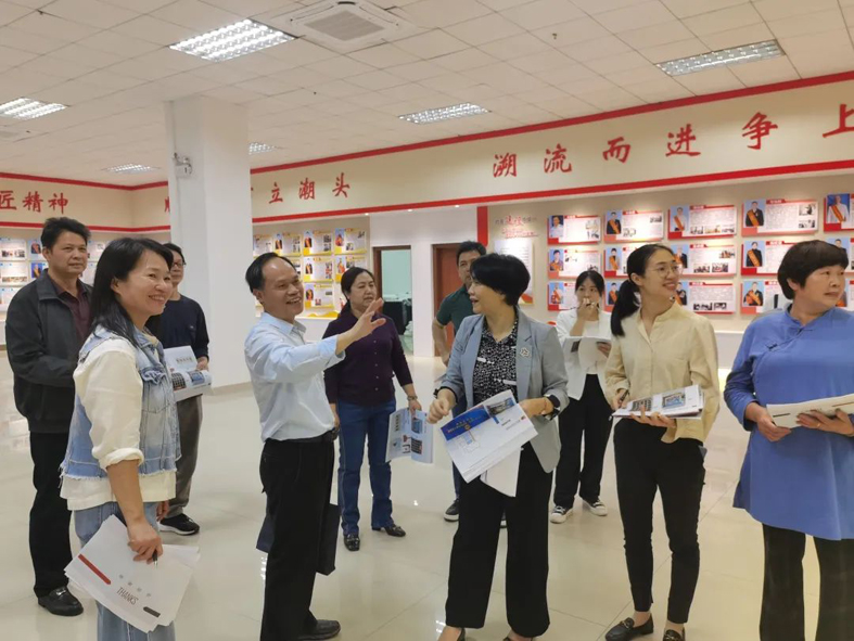 梧欽兩地工會召開六堡茶、坭興陶勞模工匠 聯(lián)盟創(chuàng)新成果展籌備交流會