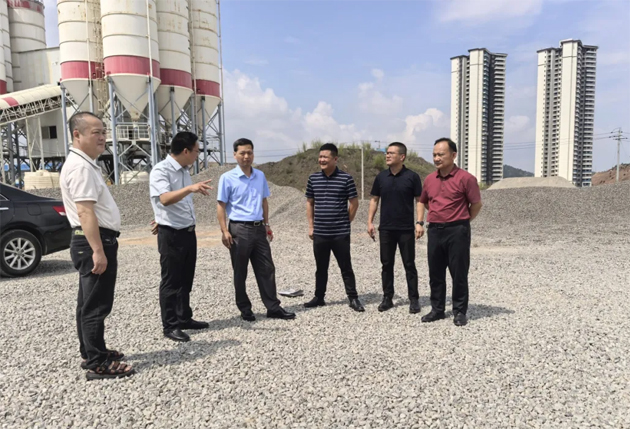 精準(zhǔn)把脈加快推進(jìn)│ 梧州市總工會(huì)赴藤縣、岑溪市指導(dǎo)縣級(jí)工人文化宮項(xiàng)目建設(shè)工作