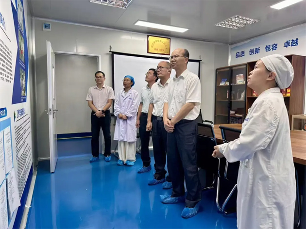 梧州市總工會開展專題調(diào)研 推進(jìn)企業(yè)工會規(guī)范化建設(shè)