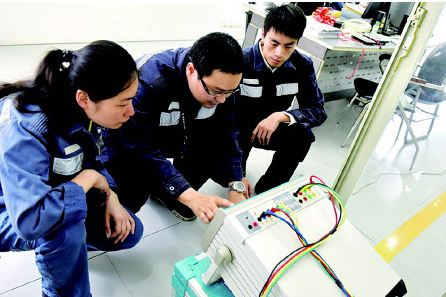 梧州供電局：“李波工作室”促創(chuàng)新