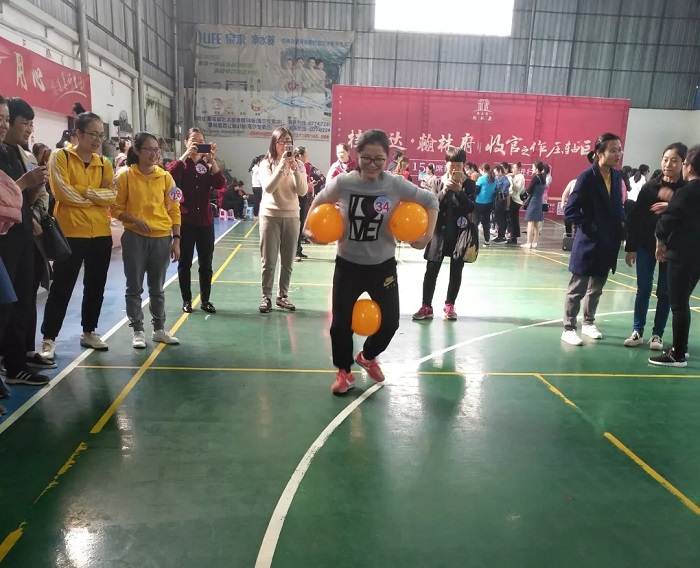 “桂宏達(dá)”杯2019年藤縣女職工聯(lián)誼運(yùn)動會熱鬧開啟