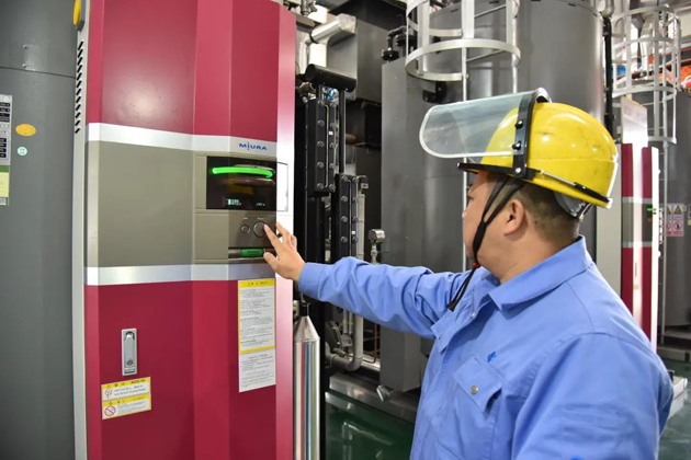 強(qiáng)國復(fù)興有我——司爐工“蝶變”記