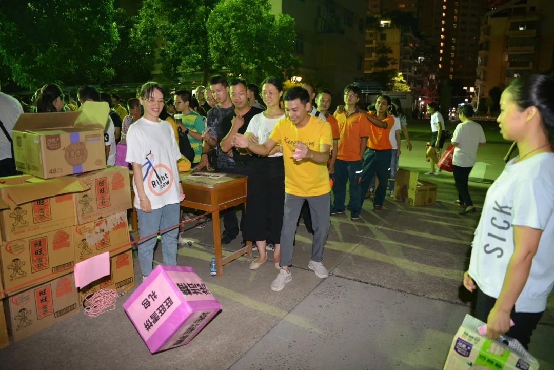 梧州郵政公司工會開展迎中秋、國慶趣味活動